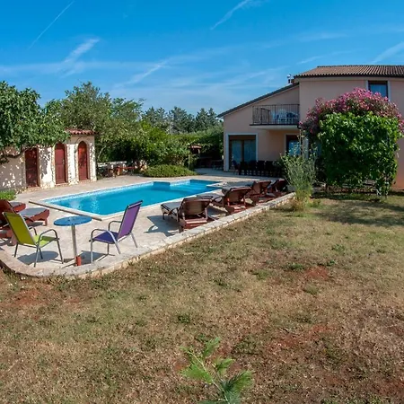 House 2199 Holiday home Liznjan