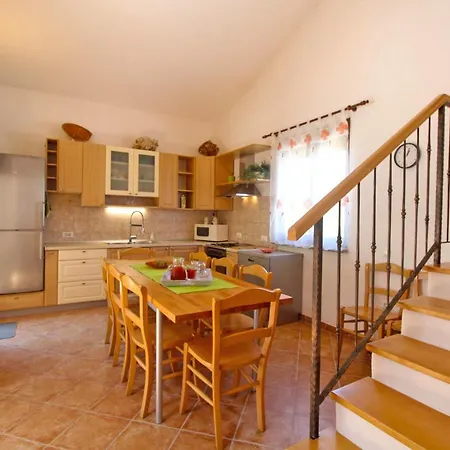 House 2199 Holiday home Liznjan