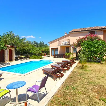 Ferienhaus House 2199